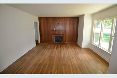 225 N Esterly Ave, Whitewater, WI 53190 - Photo 11