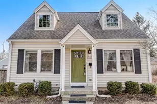 W164N8426 Hiawatha Ave, Menomonee Falls, WI 53051 - Photo 1