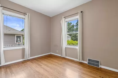 W164N8426  Hiawatha Ave, Menomonee Falls, WI 53051 - Photo 19