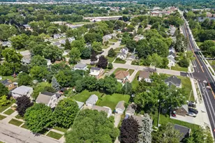 W164N8426 Hiawatha Ave, Menomonee Falls, WI 53051 - Photo 37