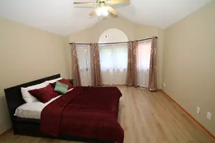 17785 W Wisconsin Ave, Brookfield, WI 53045 - Photo 15