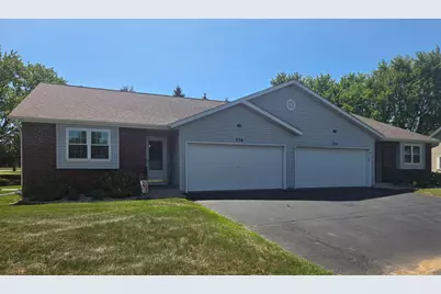 776  Foxtail Ct #2B, West Bend, WI 53095 - Photo 1