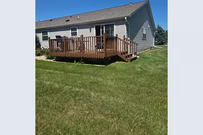 776  Foxtail Ct #2B, West Bend, WI 53095 - Photo 5