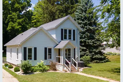 211 N Ferry Dr, Lake Mills, WI 53551 - Photo 3
