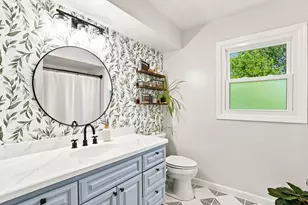 8036 S 77th St, Franklin, WI 53132 - Photo 23