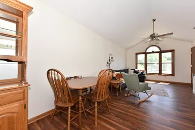 65  Stacy Lynn Ln #B, Hartford, WI 53027 - Photo 7