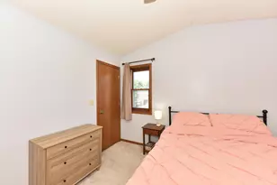 65 Stacy Lynn Ln, Hartford, WI 53027 - Photo 9