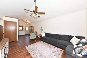 65 Stacy Lynn Ln, Hartford, WI 53027 - Photo 5