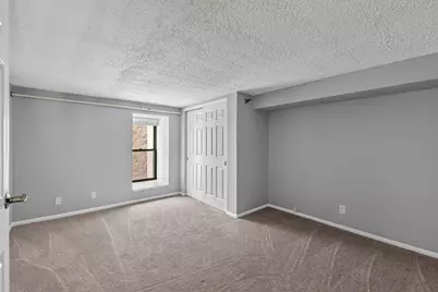 270 E Highland Ave #1021, Milwaukee, WI 53202 - Photo 21