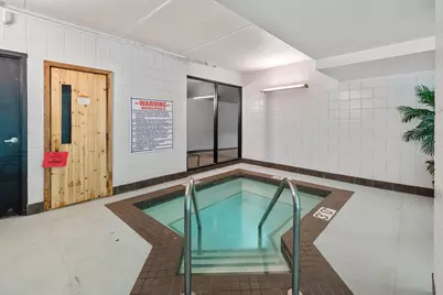 270 E Highland Ave #1021, Milwaukee, WI 53202 - Photo 33