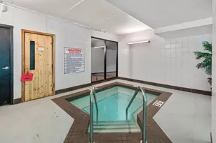 270 E Highland Ave, Milwaukee, WI 53202 - Photo 33