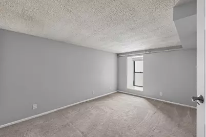 270 E Highland Ave #1021, Milwaukee, WI 53202 - Photo 23