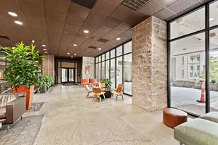 270 E Highland Ave, Milwaukee, WI 53202 - Photo 27