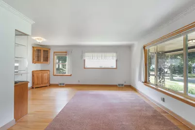 2840 N 86th St, Milwaukee, WI 53222 - Photo 5