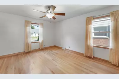 2840 N 86th St, Milwaukee, WI 53222 - Photo 13