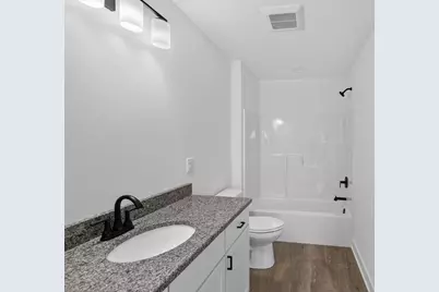 W206N16182  Stonebrook Dr, Jackson, WI 53037 - Photo 11
