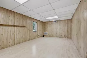 3220 10th St, Two Rivers, WI 54241 - Photo 15