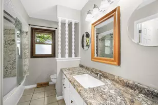 N106W15749 Adams Ct, Germantown, WI 53022 - Photo 17