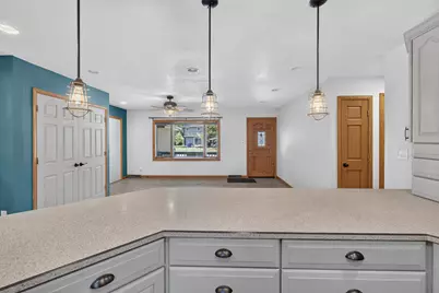 240  Meadowbrook Dr, Fredonia, WI 53021 - Photo 7