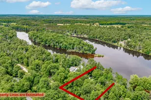 N6079 Shore Dr Q-4 -, Menominee, MI 49893 - Photo 3