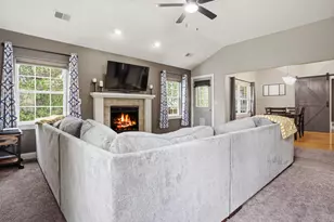 481 Cedar Ct, Slinger, WI 53086 - Photo 5