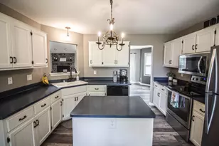 2729 Pleasant Valley Rd, Jackson, WI 53037 - Photo 7