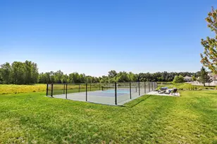 n17w26495 Meadowgrass Cir, Pewaukee, WI 53072 - Photo 41