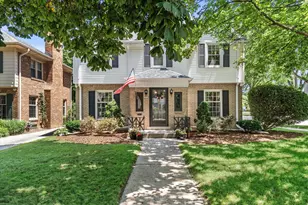 2504 N 90th St, Wauwatosa, WI 53226 - Photo 27