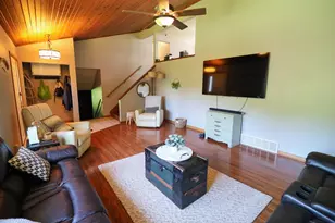 W5371 Horseshoe Pl, Shelby, WI 54601 - Photo 7