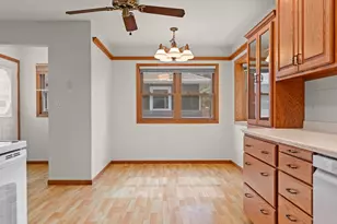 2721 Ray Pl, La Crosse, WI 54601 - Photo 11