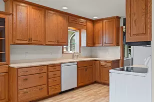 2721 Ray Pl, La Crosse, WI 54601 - Photo 13