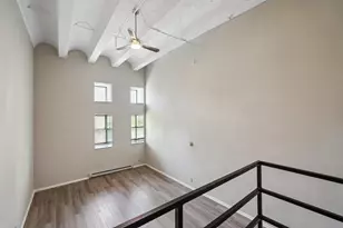 270 E Highland Ave, Milwaukee, WI 53202 - Photo 49