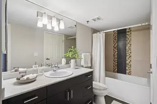 270 E Highland Ave, Milwaukee, WI 53202 - Photo 9