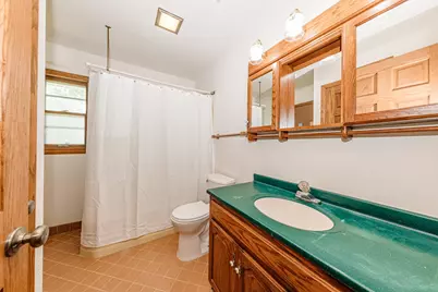 21670 W Glengarry Rd, New Berlin, WI 53146 - Photo 25