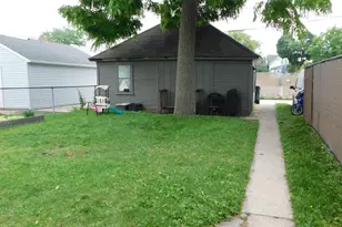 1816 S 77th St, West Allis, WI 53214 - Photo 19