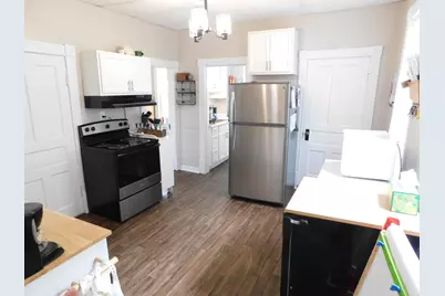 1816 S 77th St, West Allis, WI 53214 - Photo 3