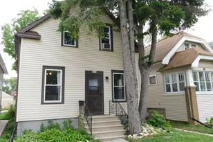 1816 S 77th St, West Allis, WI 53214 - Photo 17