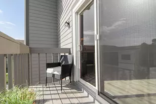 1823 Paramount Dr, Waukesha, WI 53186 - Photo 5