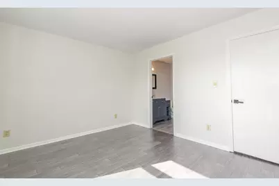 1823  Paramount Dr #C, Waukesha, WI 53186 - Photo 17