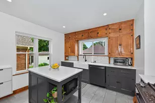 2351 N 62nd St, Wauwatosa, WI 53213 - Photo 17