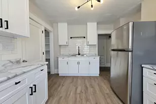 1651 S 58th St, West Allis, WI 53214 - Photo 3