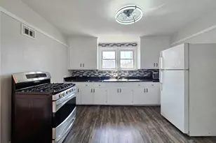 1651 S 58th St, West Allis, WI 53214 - Photo 25