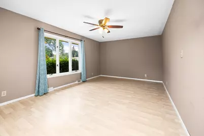 120  Rip Van Winkle Dr, Brookfield, WI 53186 - Photo 17
