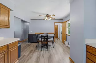 519 Scenic Dr, West Bend, WI 53090 - Photo 3