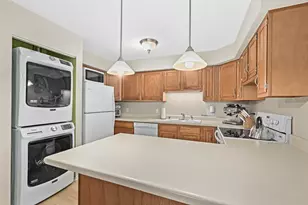 N82W13498 Fond du Lac Ave, Menomonee Falls, WI 53051 - Photo 19