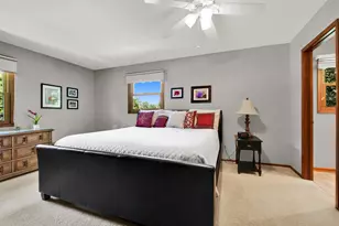 N109W20965 Mountbrooke Dr, Germantown, WI 53022 - Photo 9