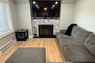 2229 N 102nd St, Wauwatosa, WI 53226 - Photo 9