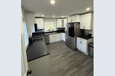 2229 N 102nd St, Wauwatosa, WI 53226 - Photo 3