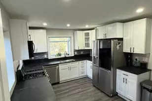 2229 N 102nd St, Wauwatosa, WI 53226 - Photo 3