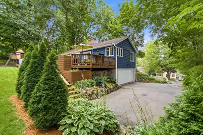 975  Apple Tree Ln, Brookfield, WI 53005 - Photo 37